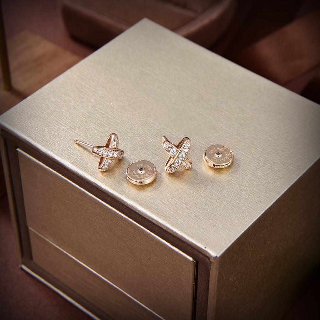 Aura JEUX DE GOLD DIAMOND EARRINGS
