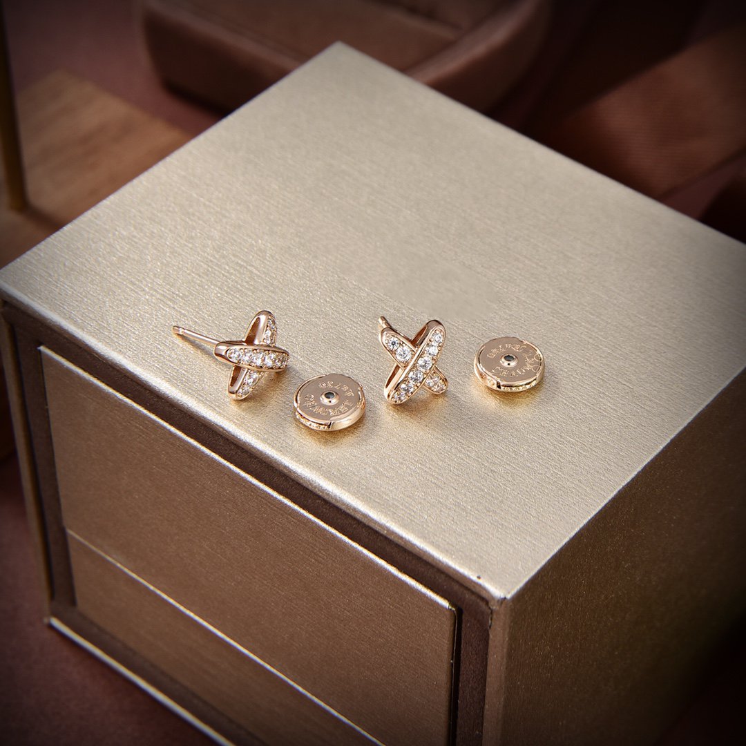 Aura JEUX DE GOLD DIAMOND EARRINGS