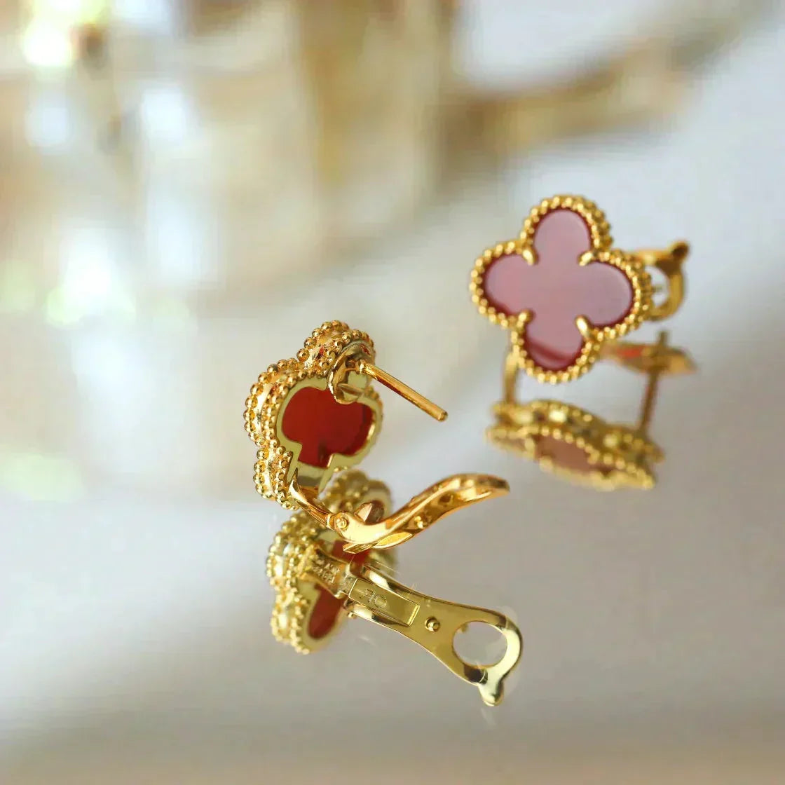 Aura CLOVER MEDIUM 1 MOTIFS CARNELIAN  EARRINGS