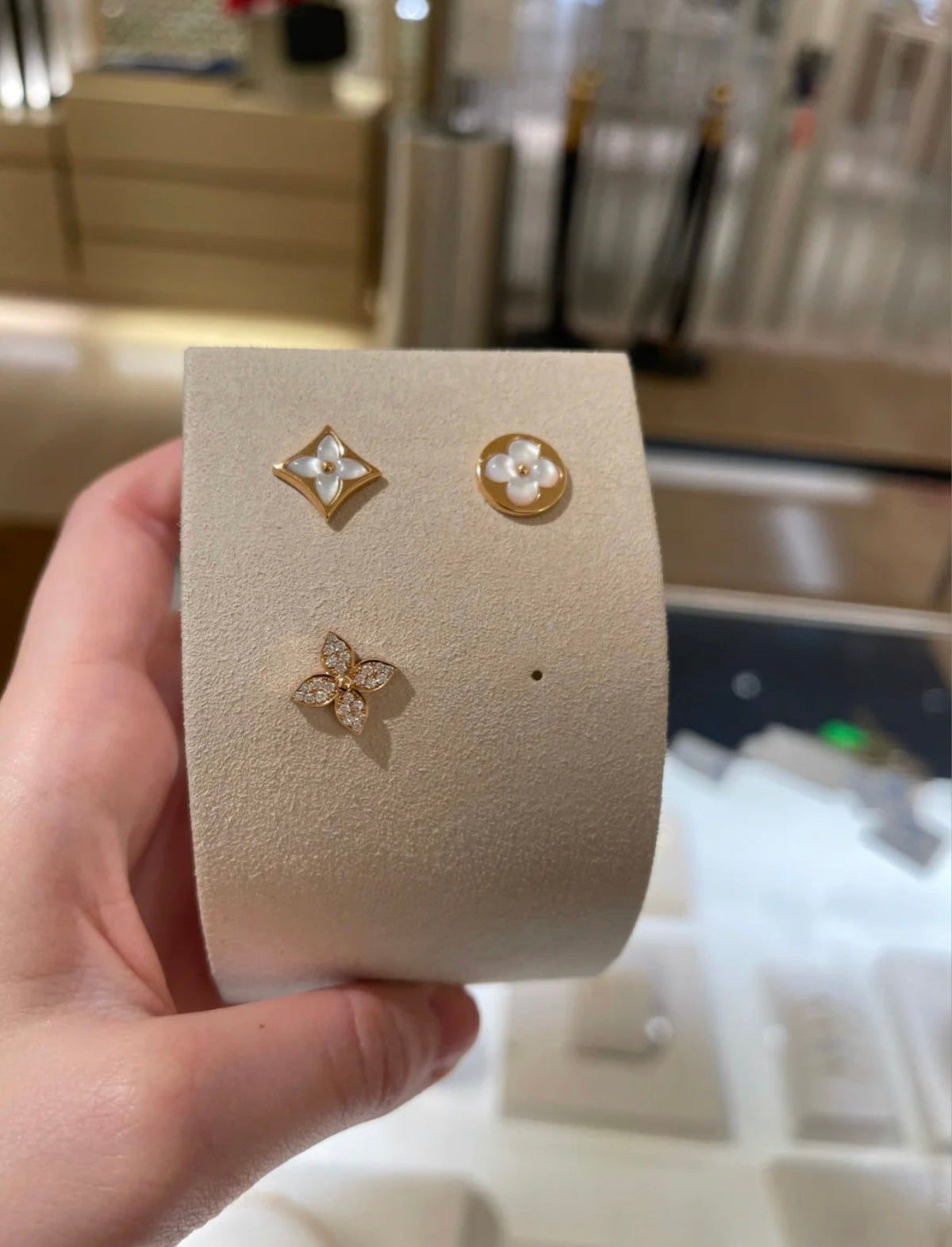 Aura STAR BLOSSOM OHRSTECKER ROSÉGOLD DIAMANTEN