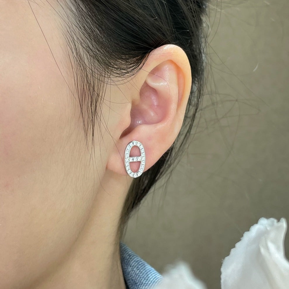 Aura HM FULL DIAMOND PIG NOSE STUD EARRINGS