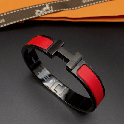 [⭐Aura ]CLIC HM SO BLACK RED BRACELET
