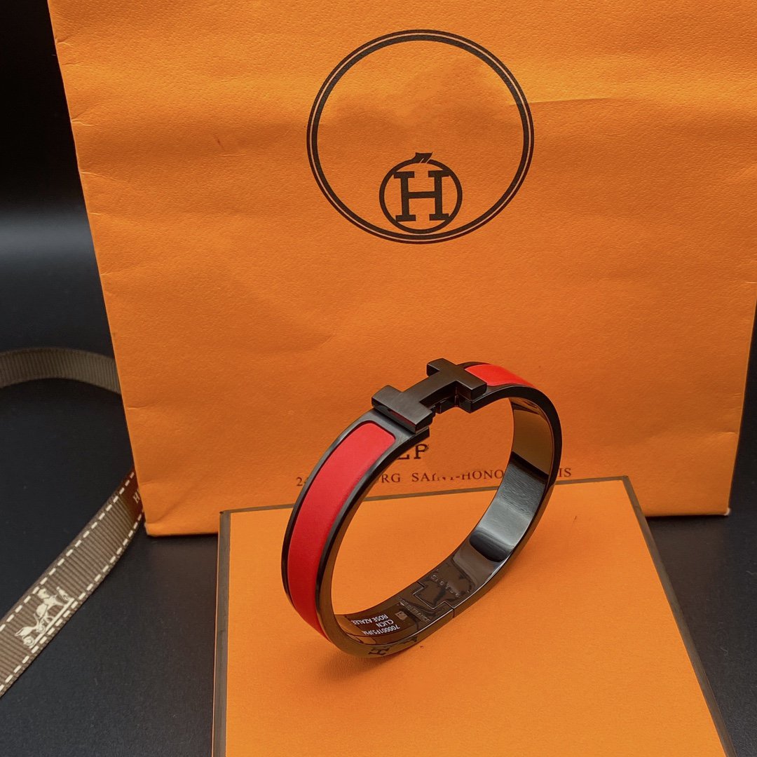 [⭐Aura ]CLIC HM SO BLACK RED BRACELET
