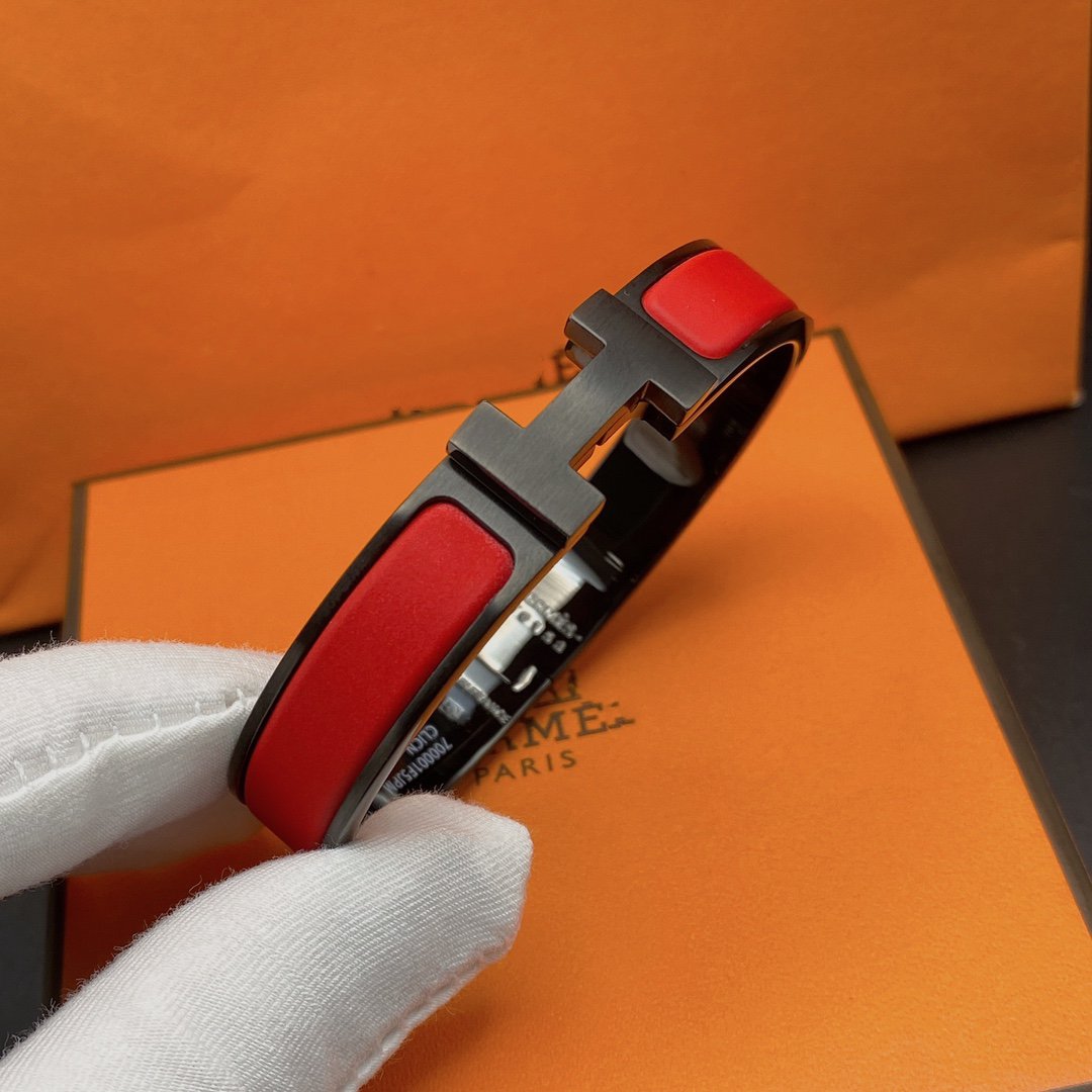 [⭐Aura ]CLIC HM SO BLACK RED BRACELET