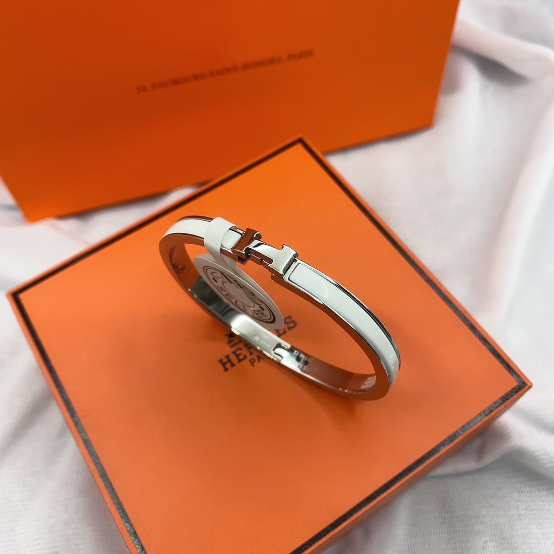 Aura CLASSIC HM CLIC WHITE 8MM ENAMEL BRACELET