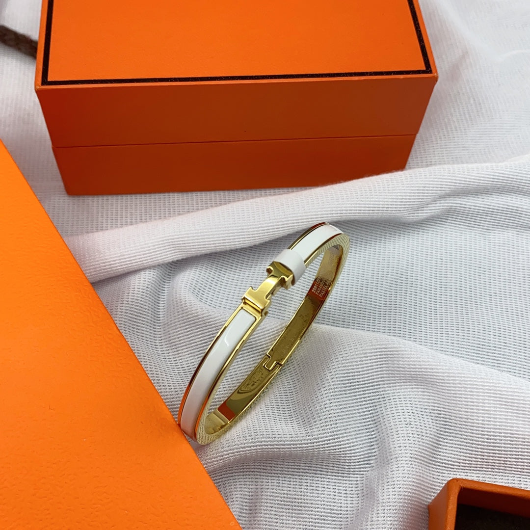 Aura CLASSIC HM CLIC WHITE 8MM ENAMEL BRACELET