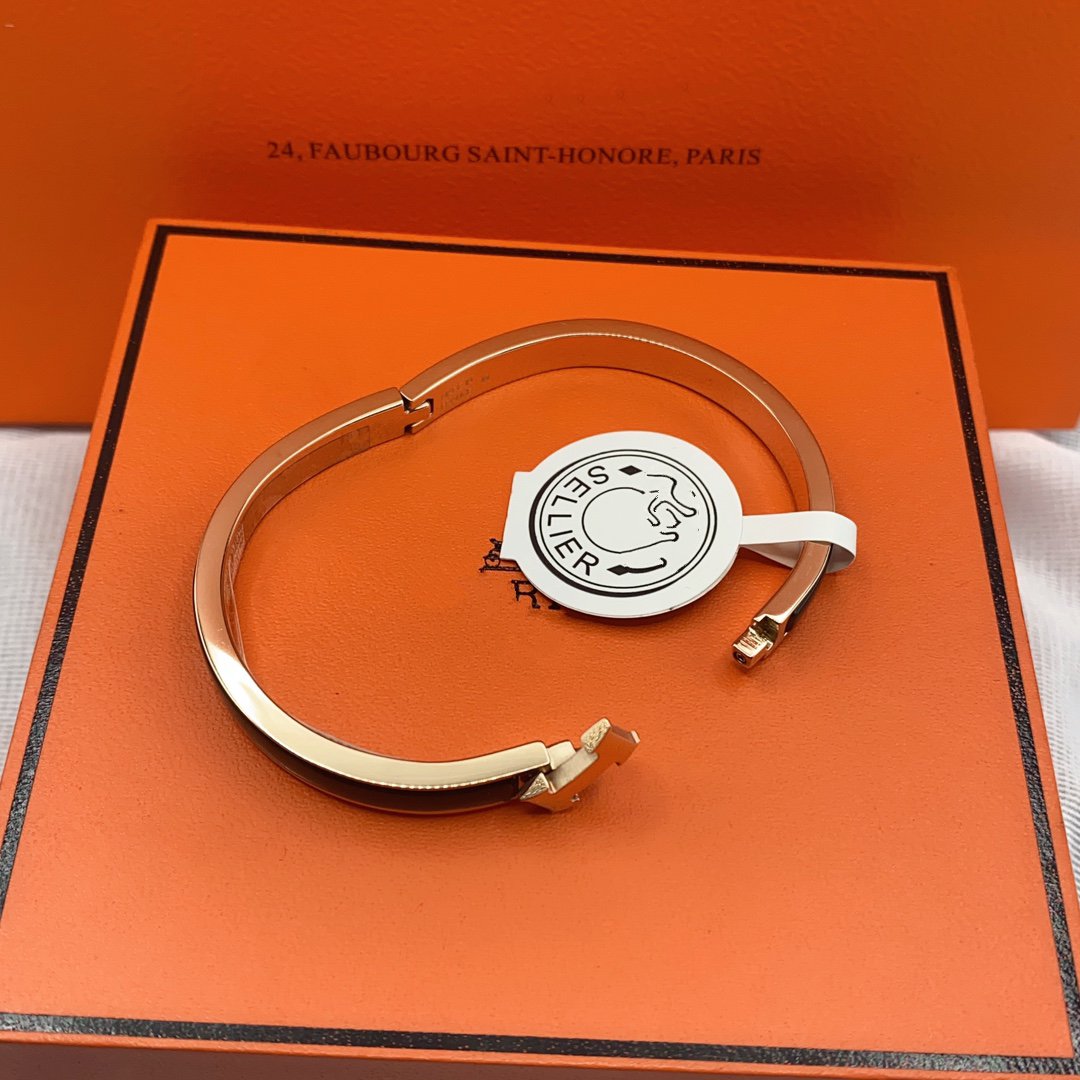 Aura CLASSIC HM CLIC BLACK 8MM ENAMEL BRACELET