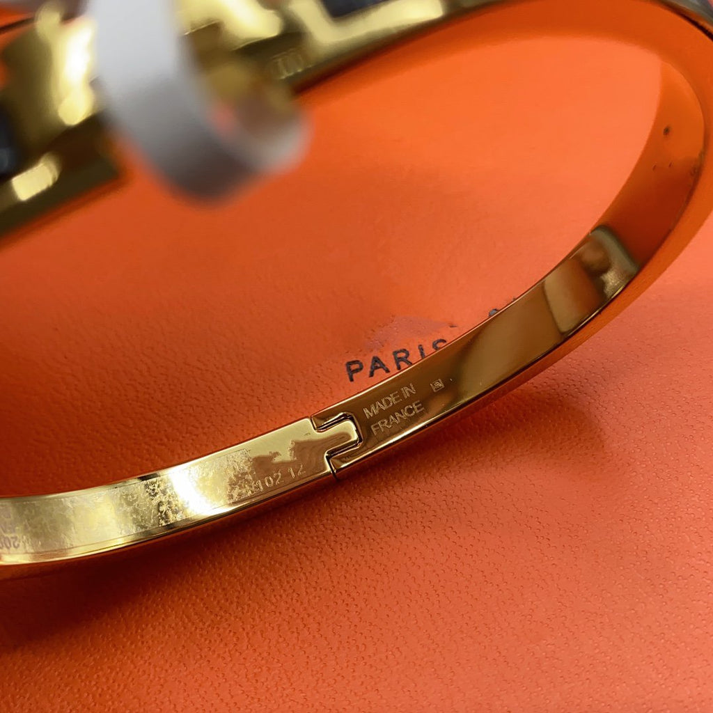 Aura CLASSIC HM CLIC BLACK 8MM ENAMEL BRACELET