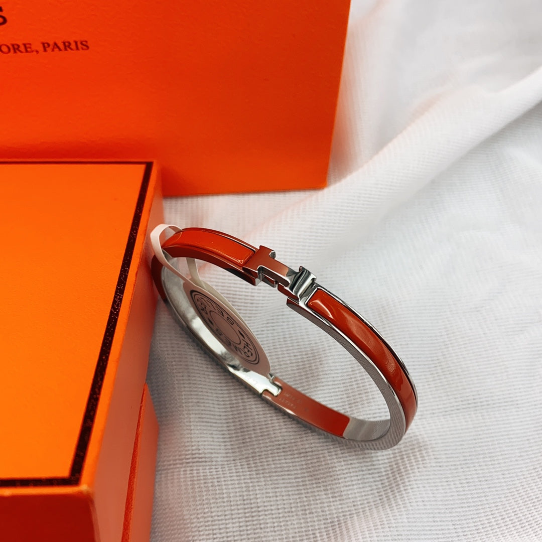 Aura CLASSIC HM CLIC RED 8MM ENAMEL BRACELET