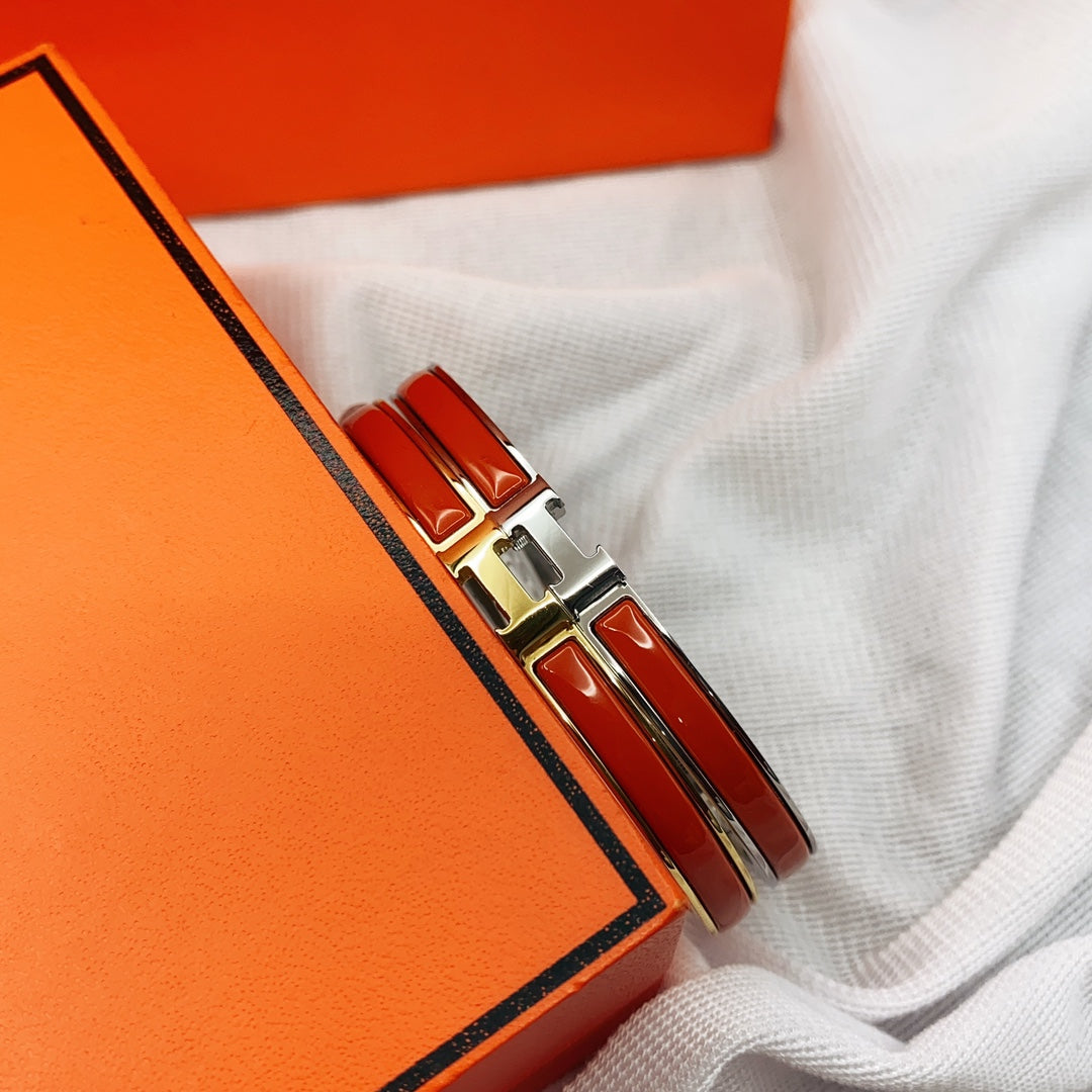 Aura CLASSIC HM CLIC RED 8MM ENAMEL BRACELET