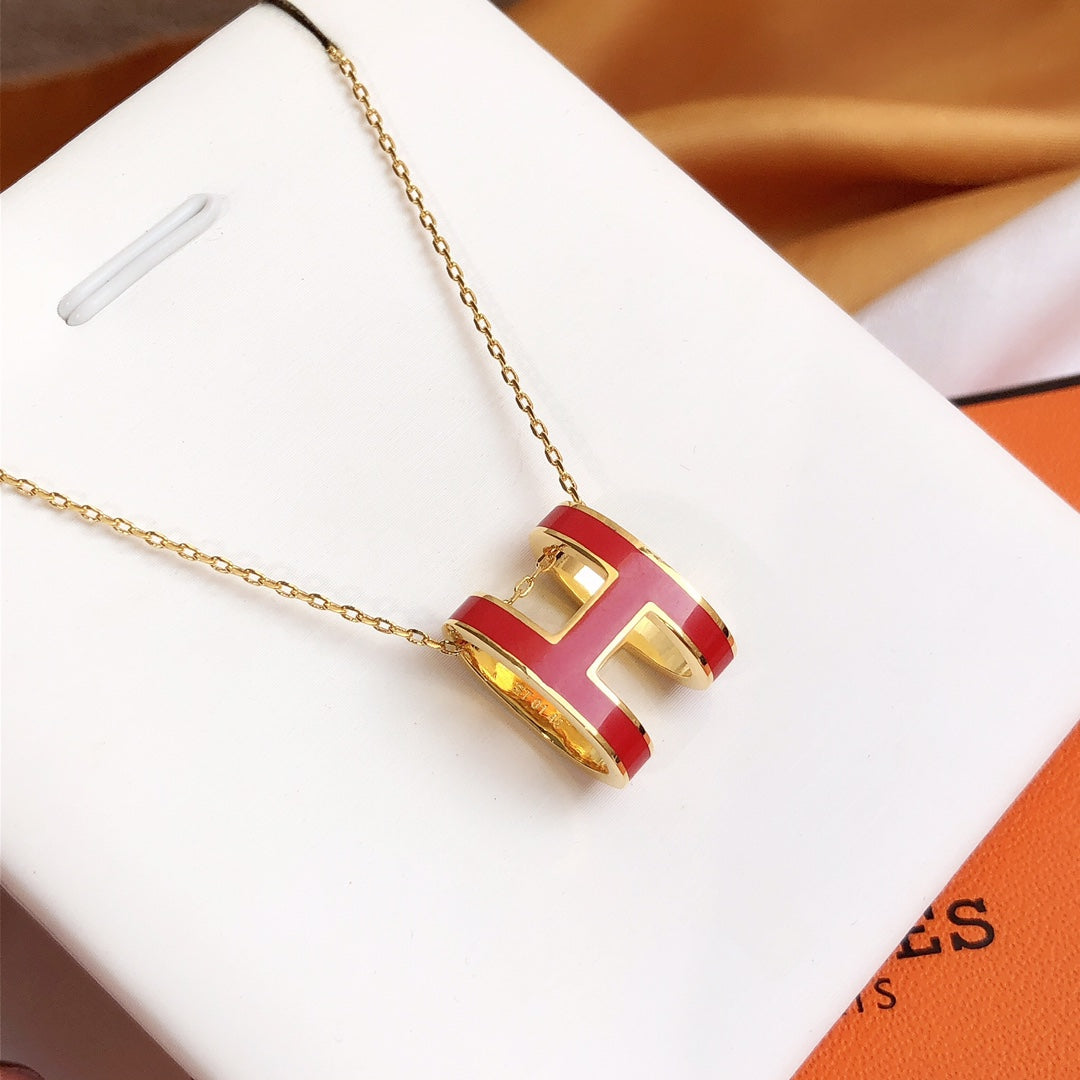 Aura HM CLIC RED ENAMEL GOLD NECKLACE