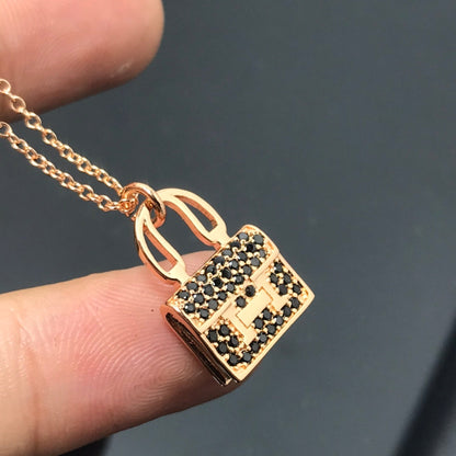 [⭐Aura ]HM NECKLACE ARRIVAL BLACK DIAMOND