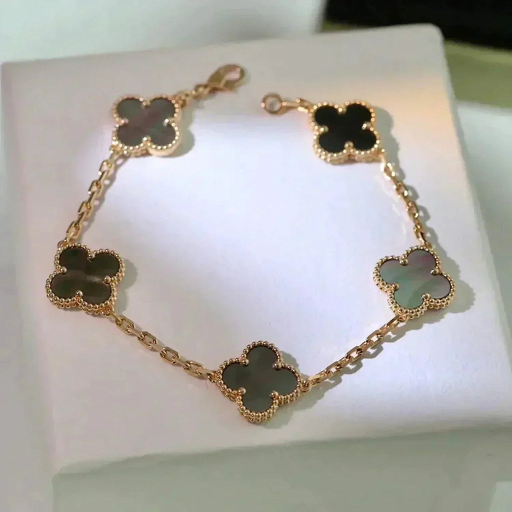 [Aura ]Neue CLOVER 5 MOTIF GRAU MOP ARMBAND KOLLEKTION