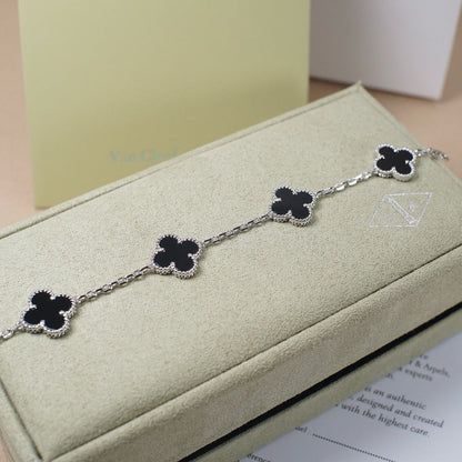 [⭐Aura ]New CLOVER 5 MOTIF ONYXS BRACELET COLLECTION