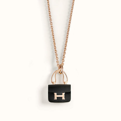 [⭐Aura ]CONSTANCE BLACK PEDANT PINK GOLD NECKLACE