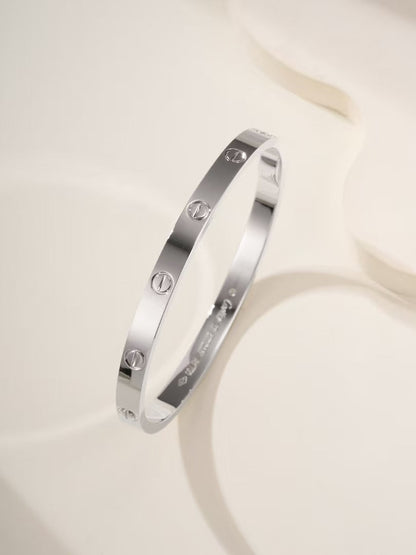[⭐Aura ]  LOVE BRACELET 4.8MM