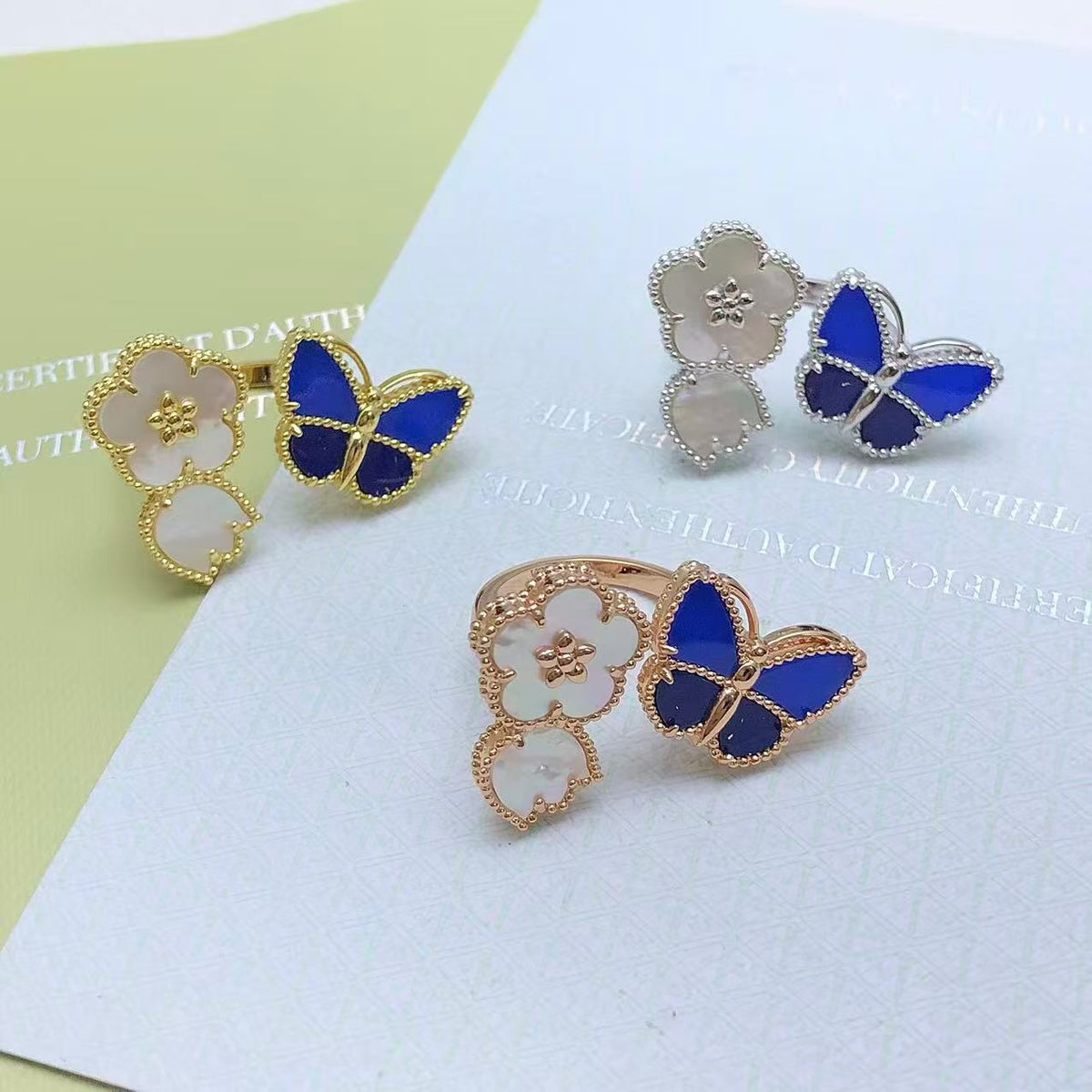 [Aura ] 2026 NEUES MODELL FRÜHLING GLÜCKLICHER 3 MOTIV GOLD RING