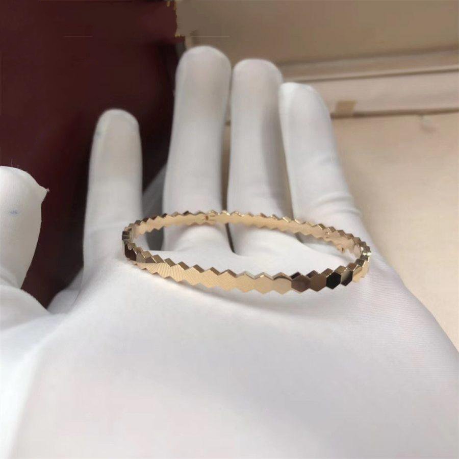 Aura BEE LOVE GOLD BRACELET