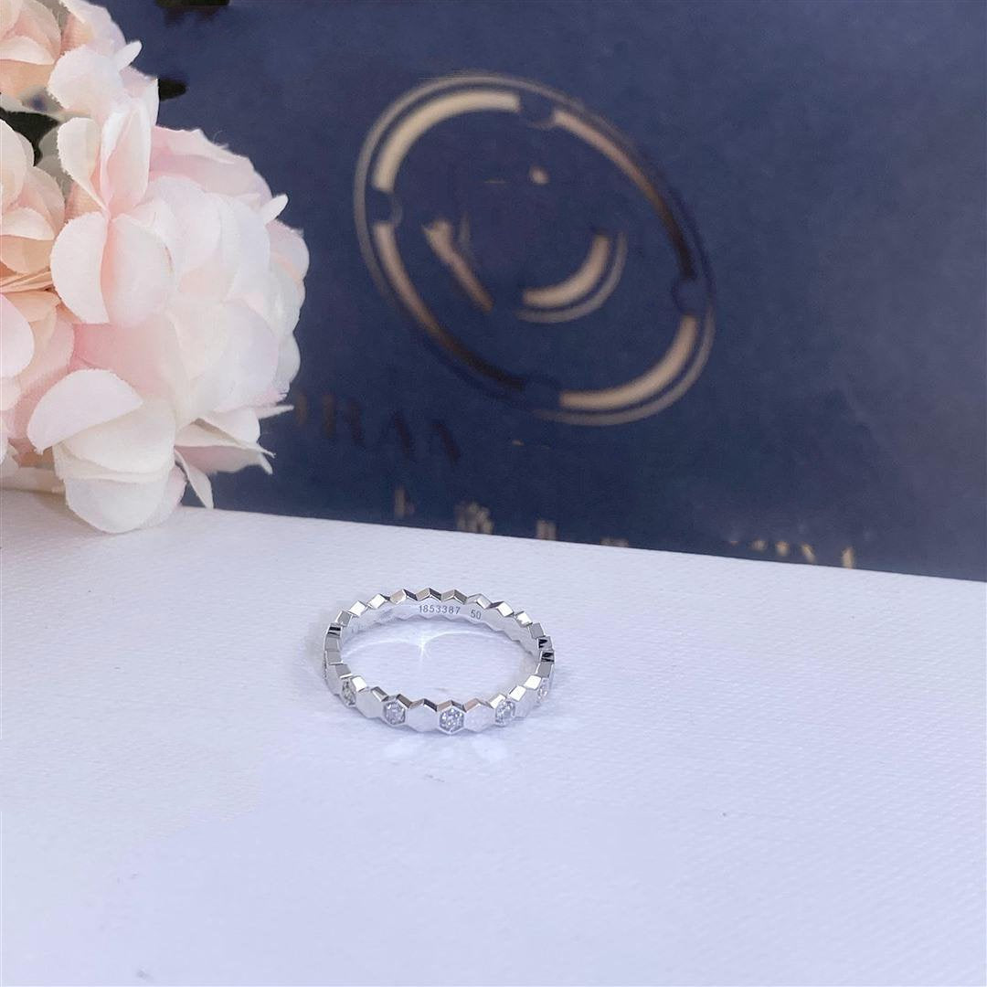 [⭐Aura ]BEE LOVE RING SILVER DIAMOND