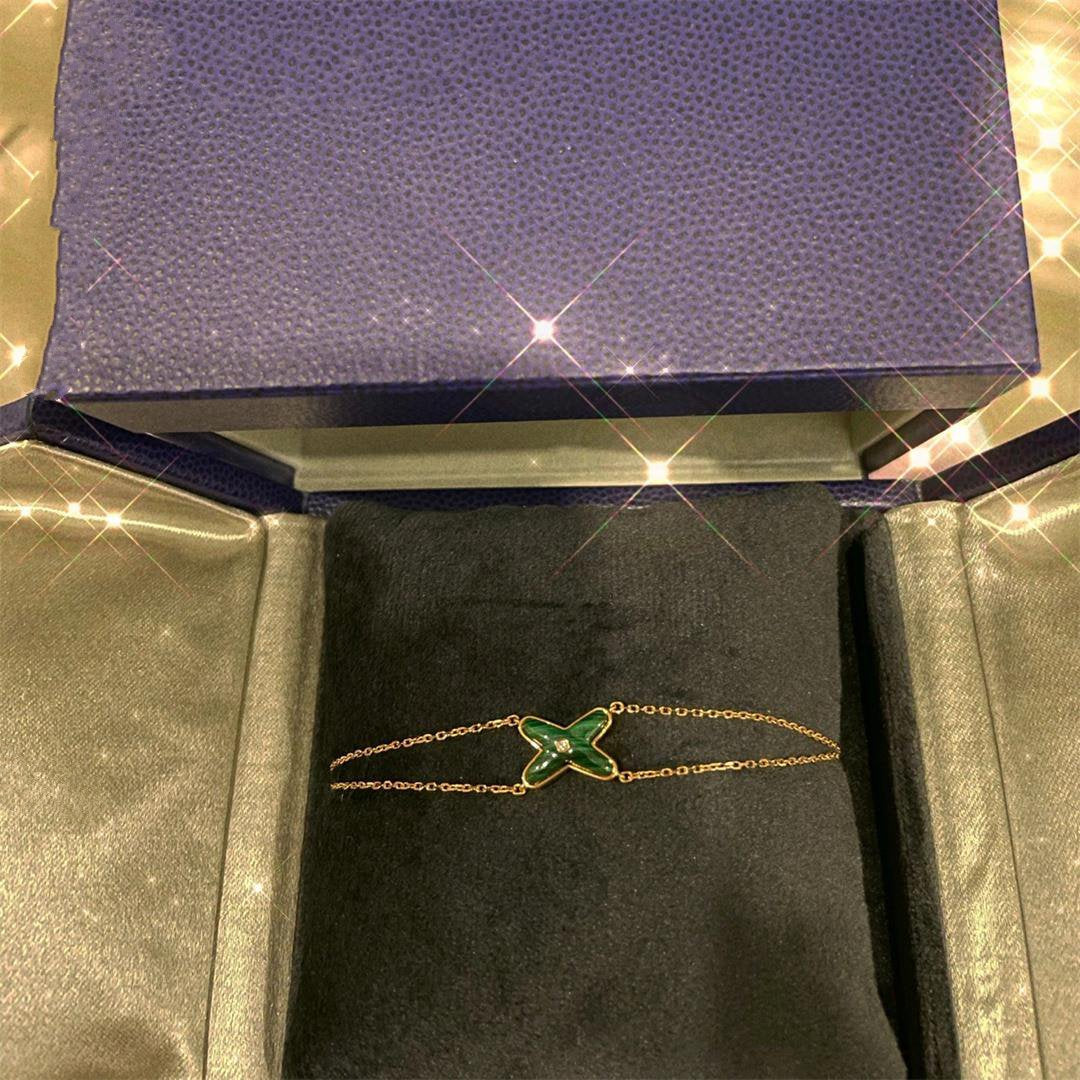 Aura JEUX BRACELET MALACHITE PINK GOLD 1 DIAMOND
