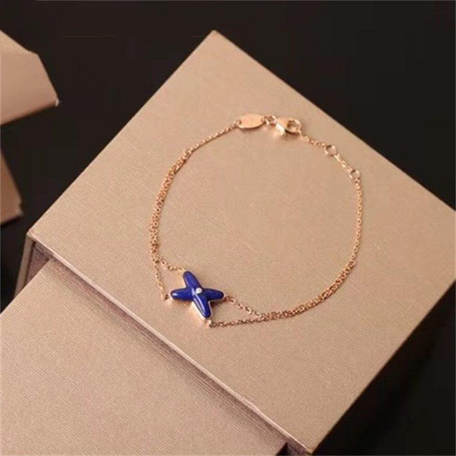 Aura Hollow Design Four-Leaf Clover Flower Shape Ring