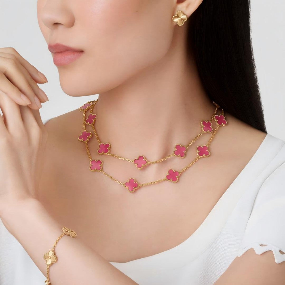 [⭐Aura] NEW CLOVER 20 MOTIFS PINK ENAMEL NECKLACE
