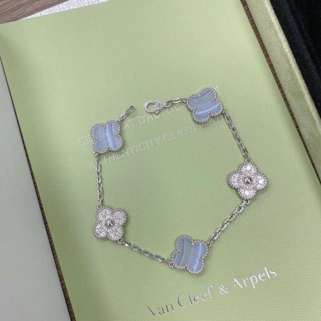 [Aura ]New  CLOVER 5 MOTIF PURPLE CHALCEDONY BRACELET COLLECTION