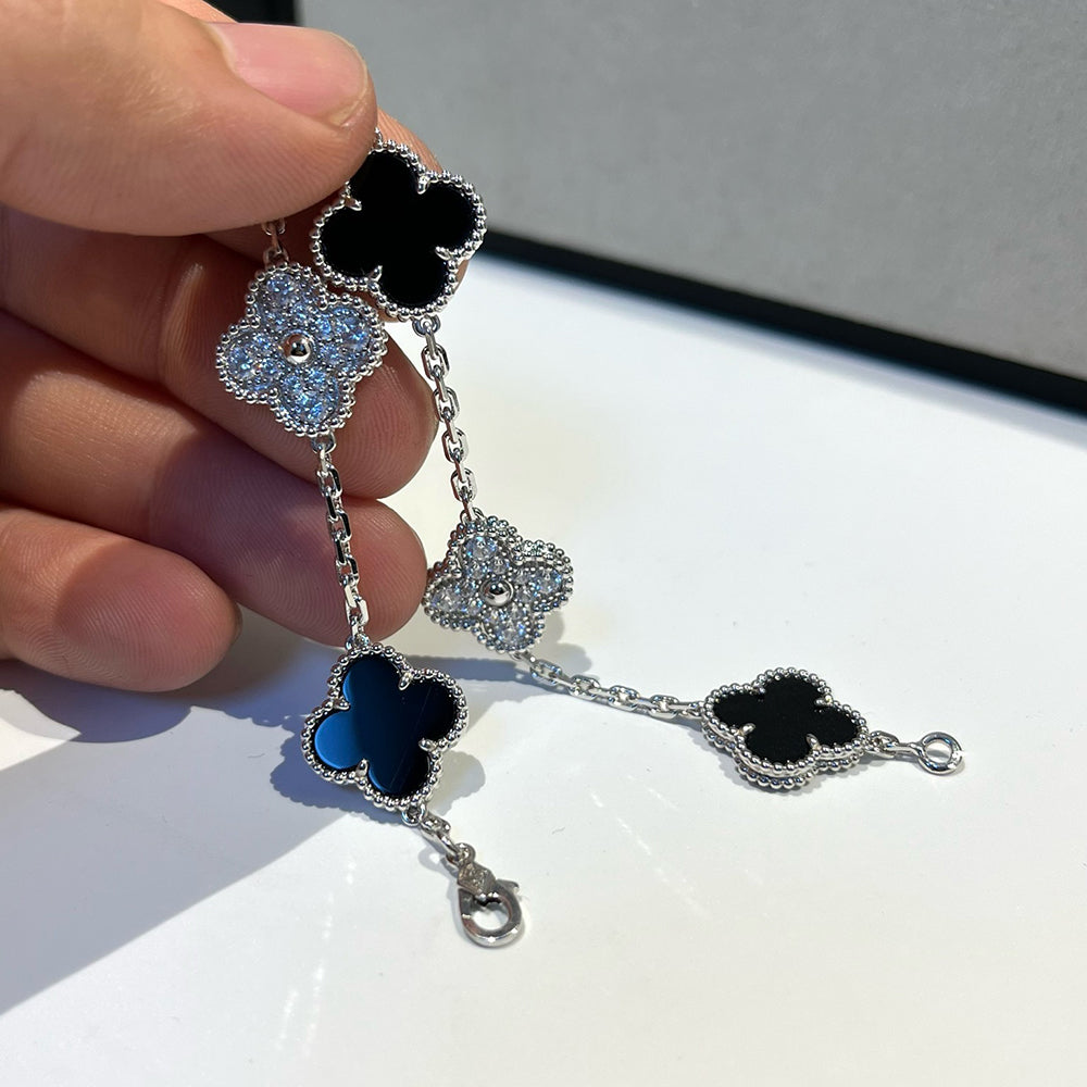 [Aura ]New CLOVER 5 MOTIF ONYXS BRACELET COLLECTION