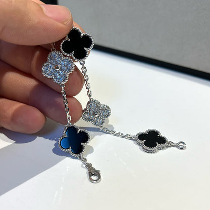[⭐Aura ]New CLOVER 5 MOTIF ONYXS BRACELET COLLECTION