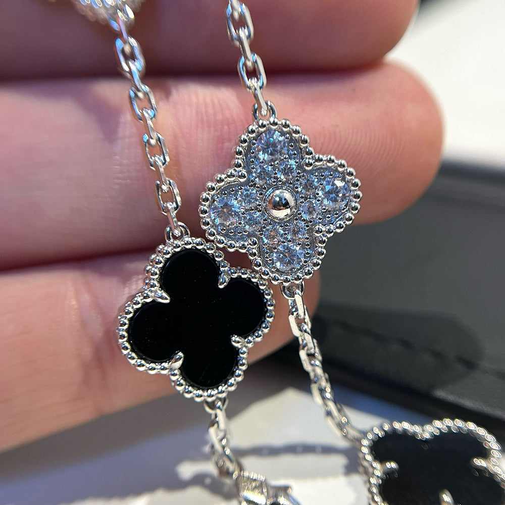 [⭐Aura ]New CLOVER 5 MOTIF ONYXS BRACELET COLLECTION