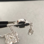 [Aura ]New CLOVER 5 MOTIF ONYXS BRACELET COLLECTION