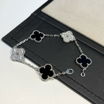 [⭐Aura ]New CLOVER 5 MOTIF ONYXS BRACELET COLLECTION