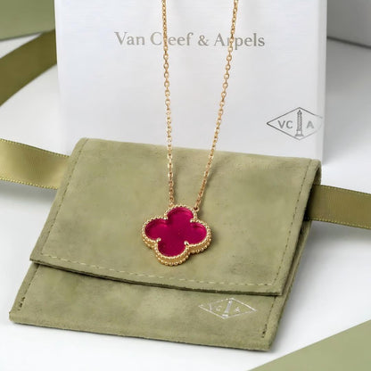 [⭐Aura] NEW CLOVER 15MM PINK ENAMEL NECKLACE
