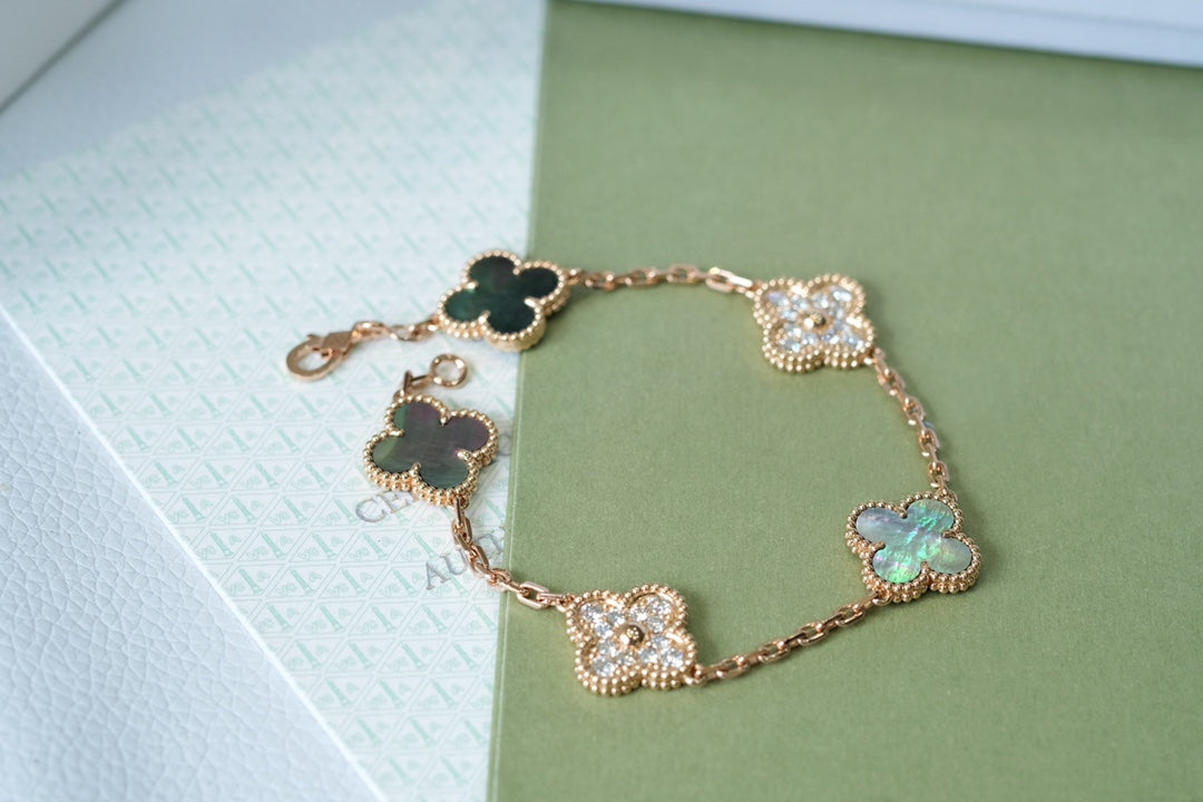 [Aura ]Neue CLOVER 5 MOTIF GRAU MOP ARMBAND KOLLEKTION