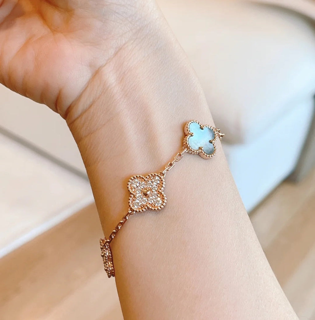 [Aura ]Neue CLOVER 5 MOTIF GRAU MOP ARMBAND KOLLEKTION