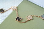 [Aura ]Neue CLOVER 5 MOTIF GRAU MOP ARMBAND KOLLEKTION