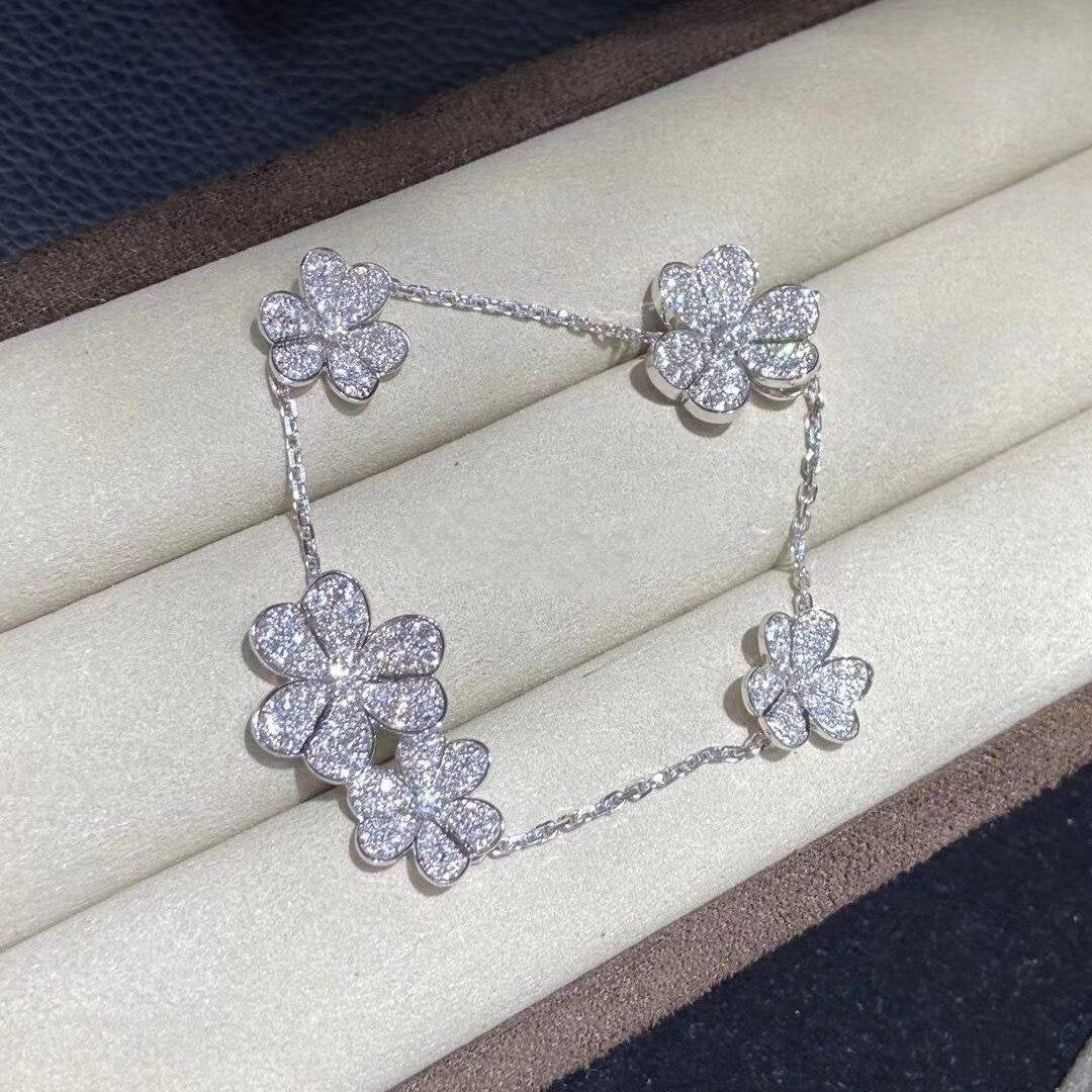 Aura FRIVOLE SILVER 5 FLOWERS BRACELET
