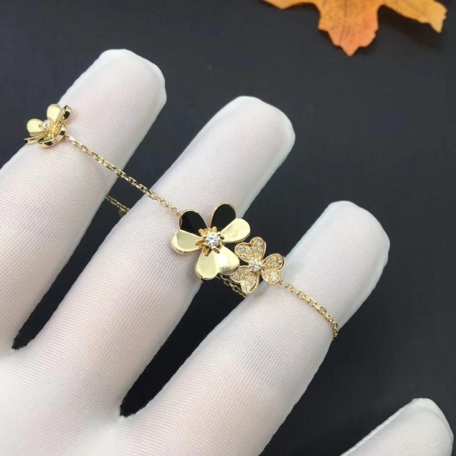 Aura FRIVOLE GOLD 5 FLOWERS BRACELET