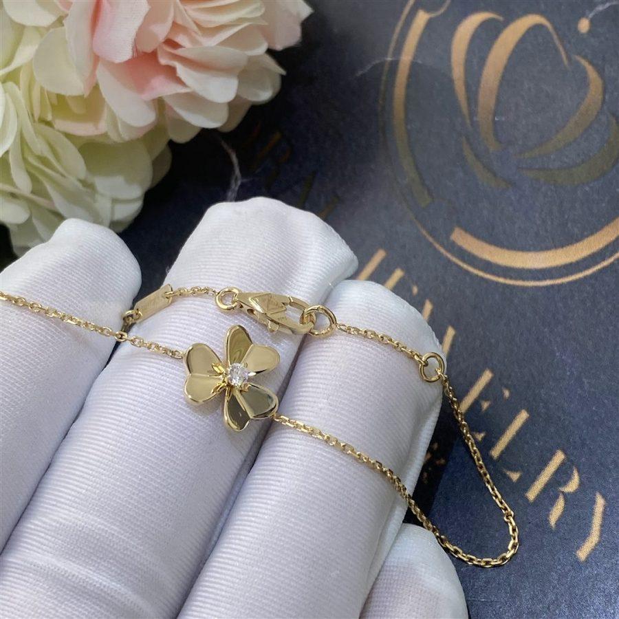 Aura FRIVOLE GOLD FLOWER BRACELET