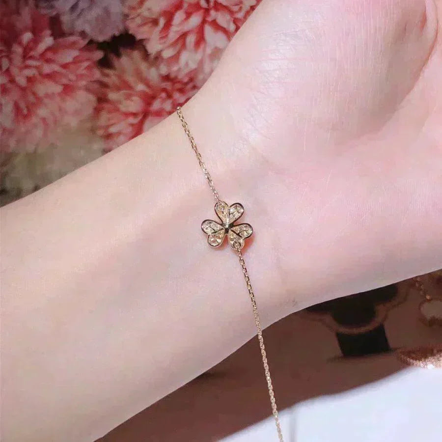 Aura FRIVOLE GOLD FLOWER DIAMOND BRACELET