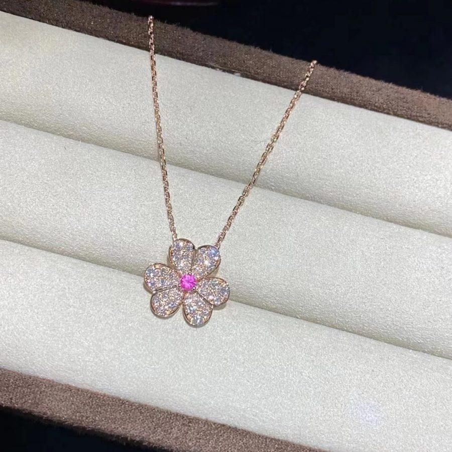 Aura FRIVOLE ROSEGOLD BLUMEN DIAMANT HALSKETTE