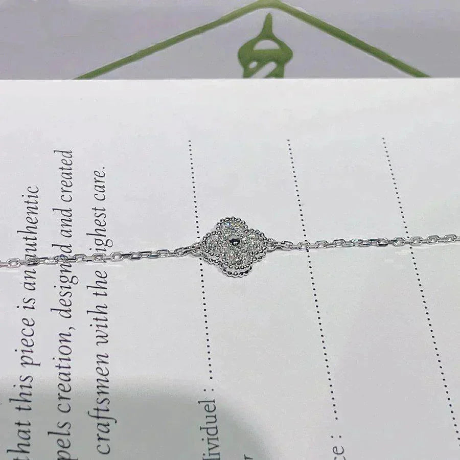 [⭐Aura ]CLOVER  SINGLE FLOWER BRACELET SILVER