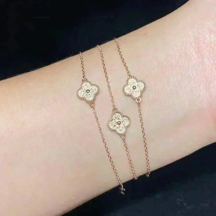 Aura CLOVER EINZELBLUMEN-ARMBAND