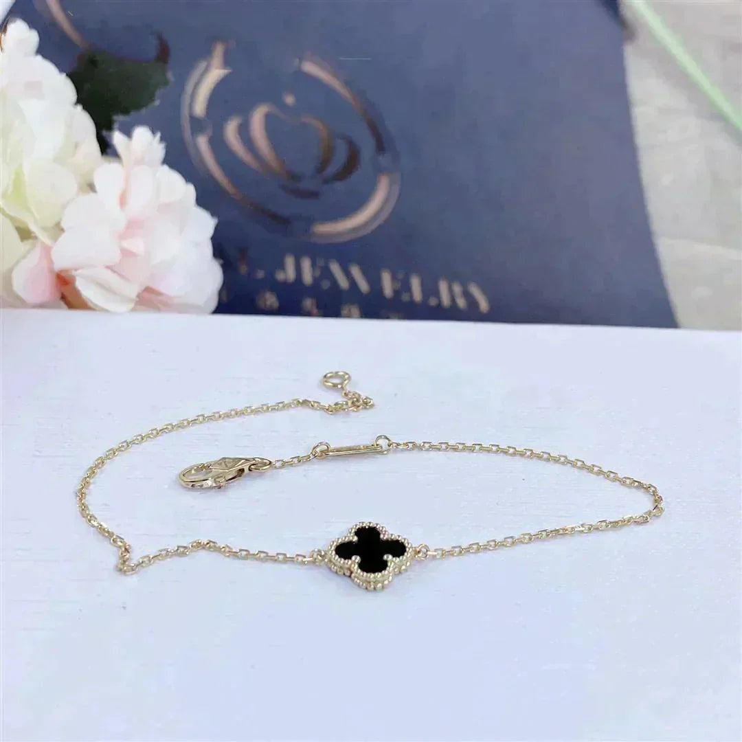 Aura CLOVER ONYX EINZELBLUMEN-ARMBAND