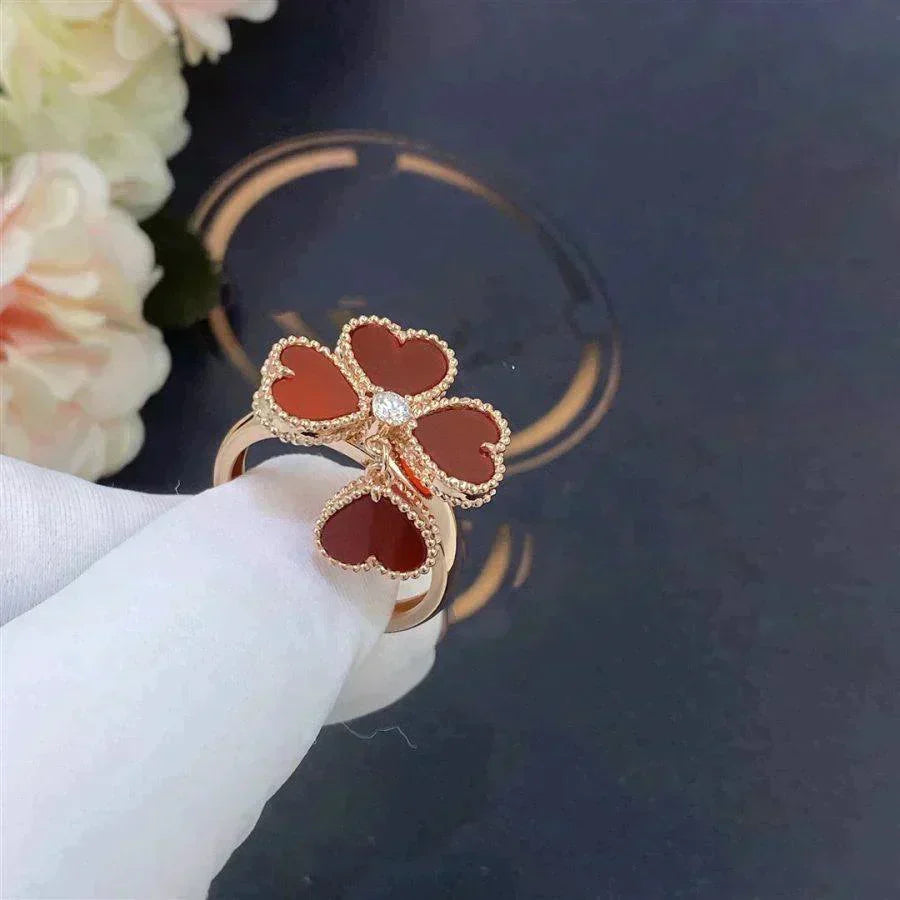 Aura SWEET CLOVER CARNELIAN RING