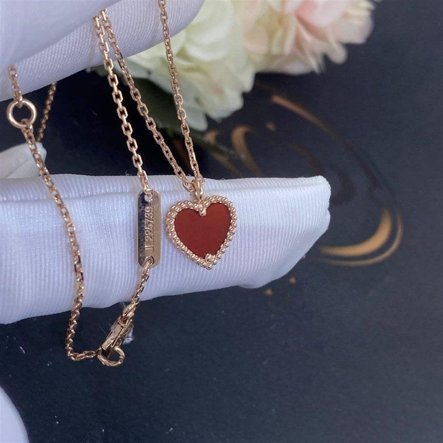 Aura SWEET CLOVER CARNELIAN HEART NECKLACE