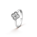 Aura CLOVER DIAMOND RING