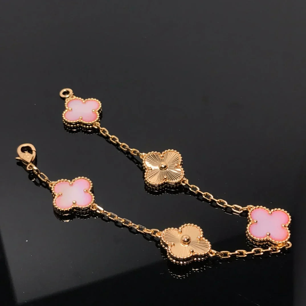 [Aura ]New  CLOVER 5 MOTIFS  PINK MOP BRACELET COLLECTION