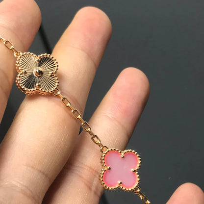 [Aura ]Neue CLOVER 5 MOTIVE ROSÉ-PERLMUTT-ARMBAND-KOLLEKTION