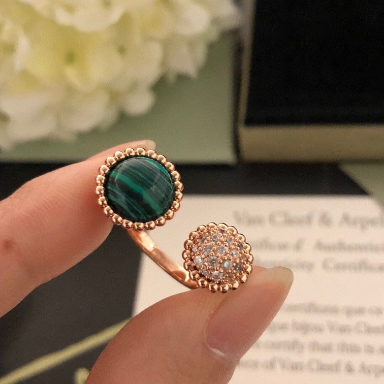 Aura PERLEE COULEURS DIAMOND ROSE GOLD BETWEEN THE FINGER RING